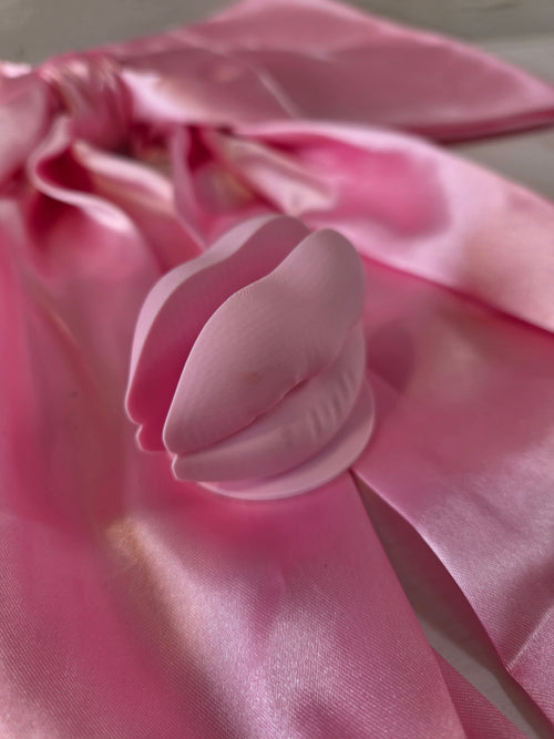 Lips Business Card Holder